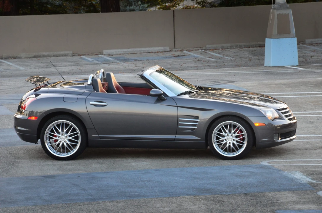 2005 Chrysler Crossfire - Image 31 of 31