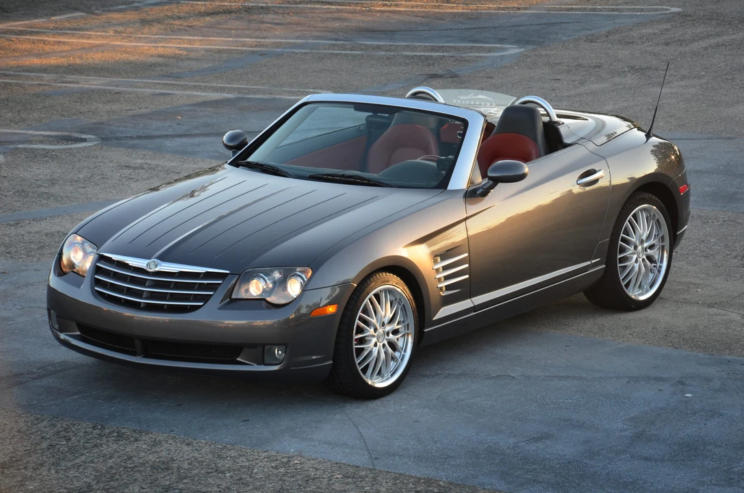 2005 Chrysler Crossfire - Image 4 of 31