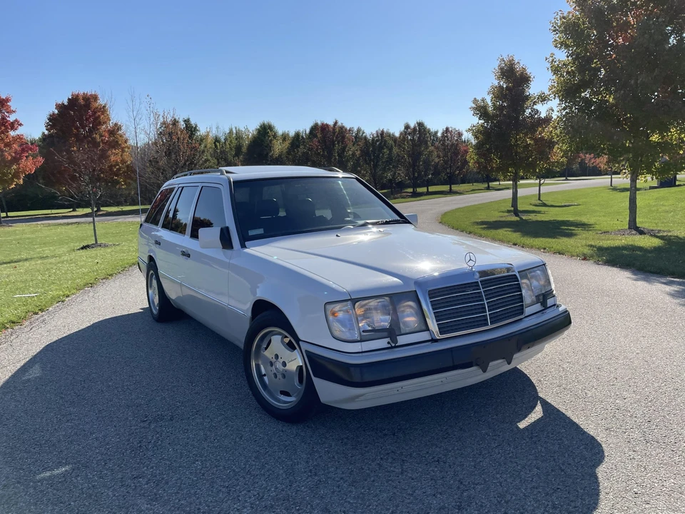 1990 Mercedes-Benz W124 E-Class - Image 8 of 31