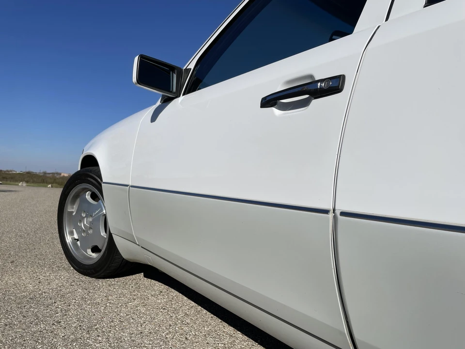 1990 Mercedes-Benz W124 E-Class - Image 31 of 31