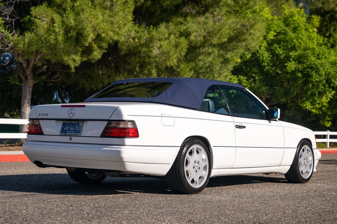 1994 Mercedes-Benz W124 E-Class - Image 14 of 31