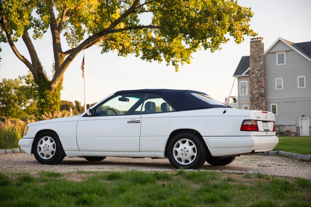 1994 Mercedes-Benz W124 E-Class - Image 30 of 31