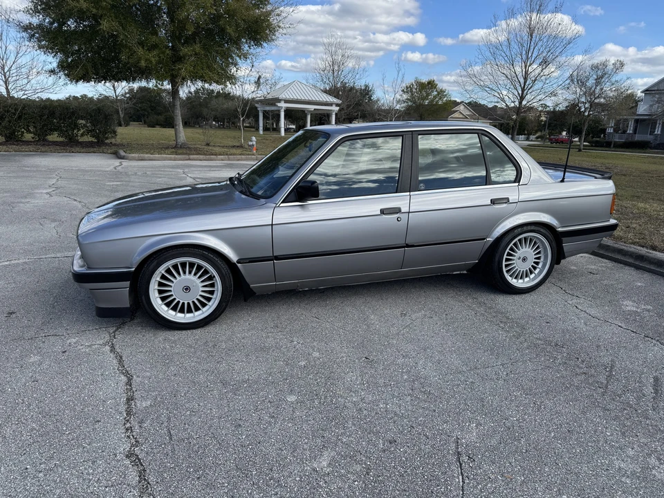 1988 BMW E30 3 Series - Image 13 of 31