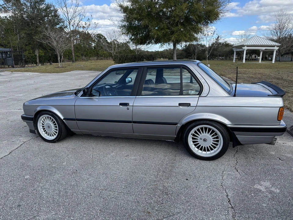 1988 BMW E30 3 Series - Image 11 of 31