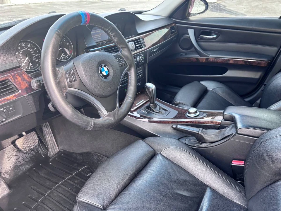 2007 BMW E90 3 Series Sedan - Image 13 of 19