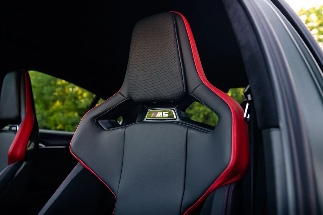 2022 BMW G30 5 Series Sedan - Image 25 of 31