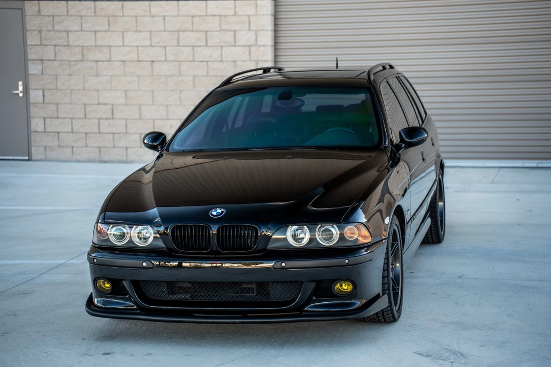 2002 BMW E39 540i - Image 3 of 31