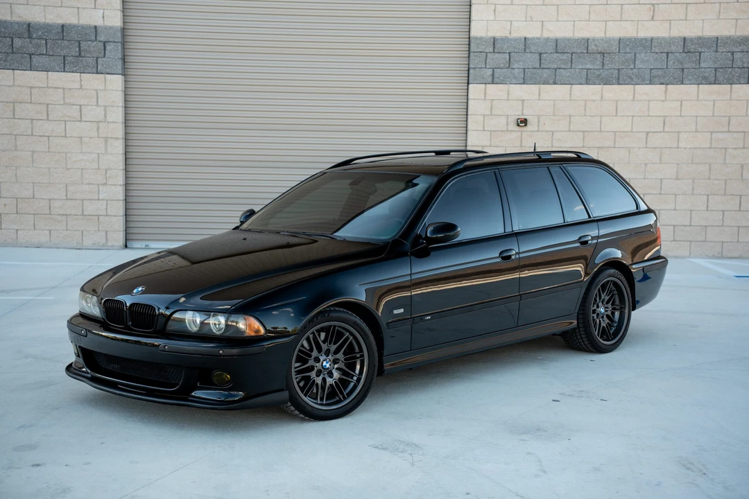 2002 BMW E39 540i - Image 8 of 31