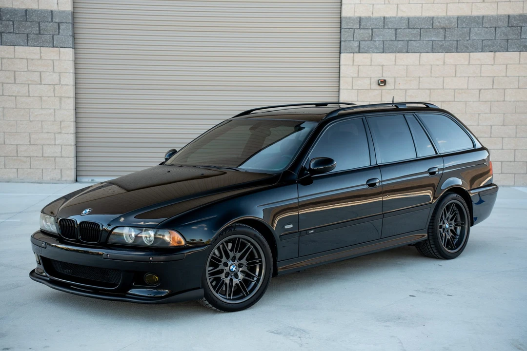 2002 BMW E39 540i - Image 7 of 31