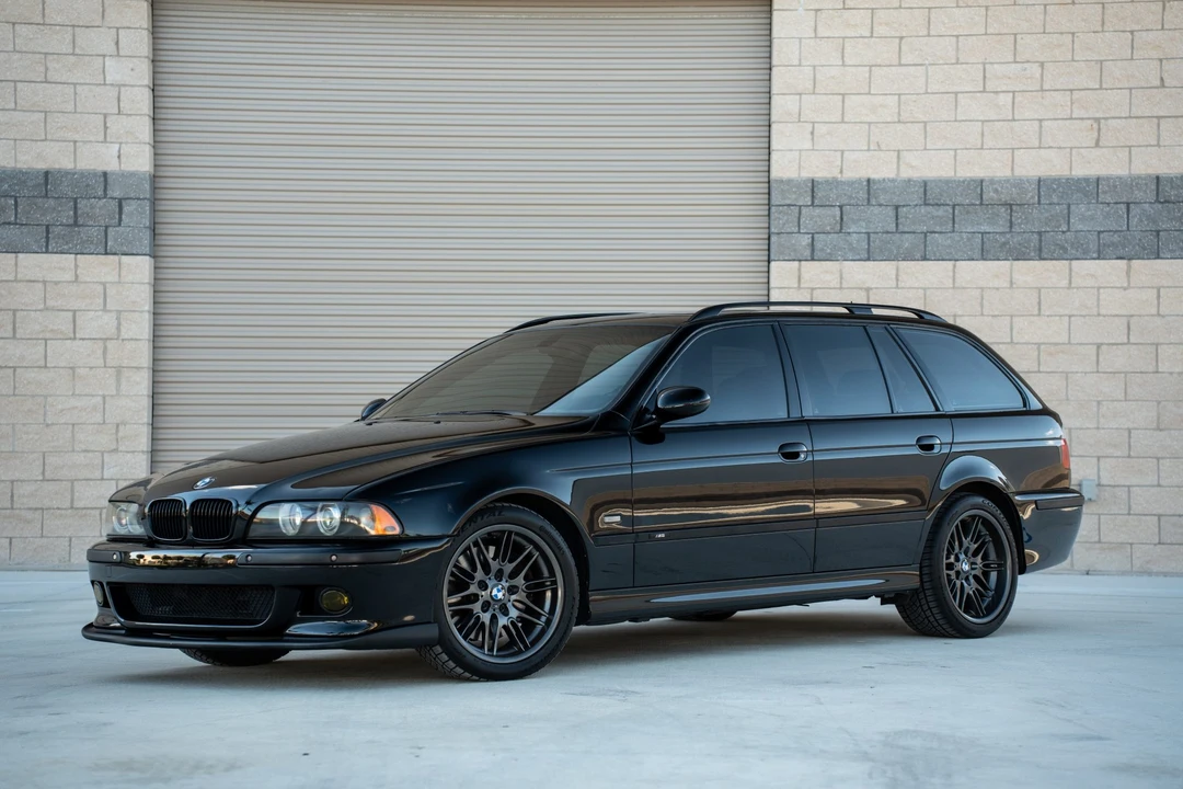 2002 BMW E39 540i - Image 10 of 31