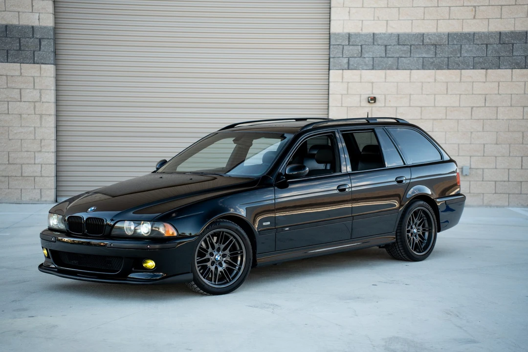 2002 BMW E39 540i - Image 13 of 31