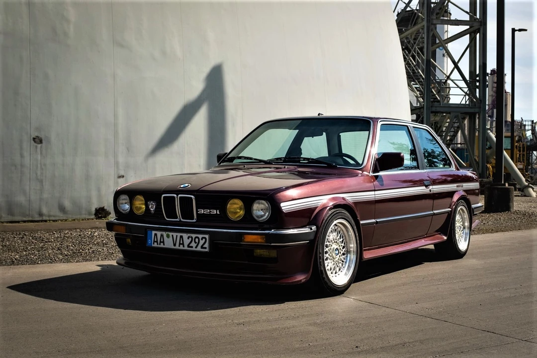 1985 BMW E30 3 Series - Image 2 of 31