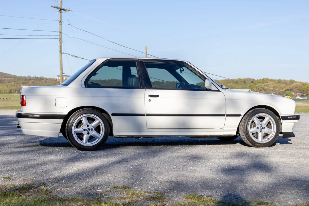 1987 BMW E30 3 Series - Image 18 of 31