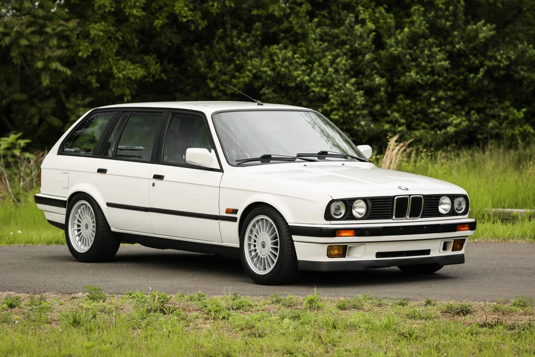 1990 BMW E30 3 Series - Image 2 of 31