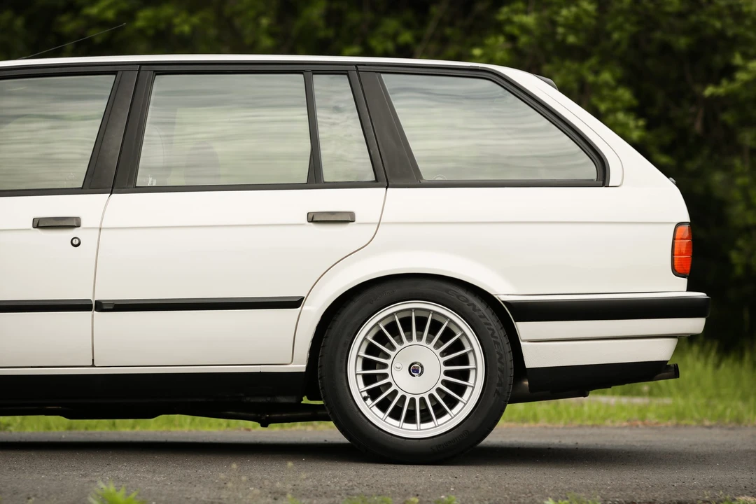 1990 BMW E30 3 Series - Image 30 of 31
