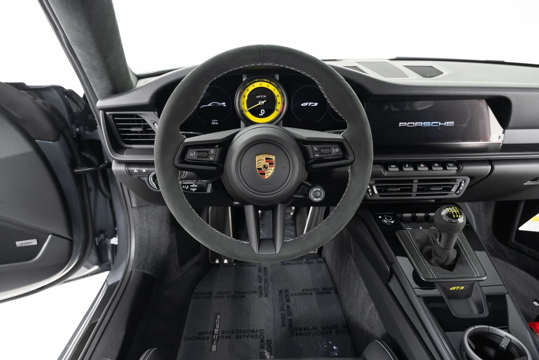 2022 Porsche 992 GT3 - Image 16 of 31