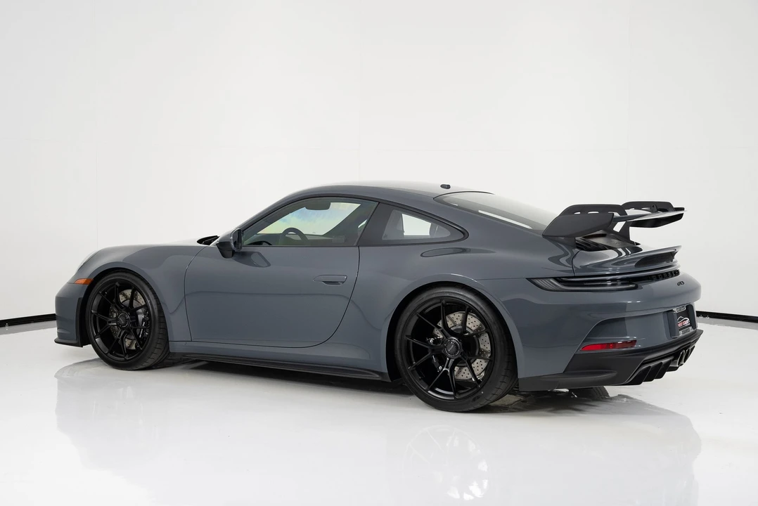 2022 Porsche 992 GT3 - Image 5 of 31