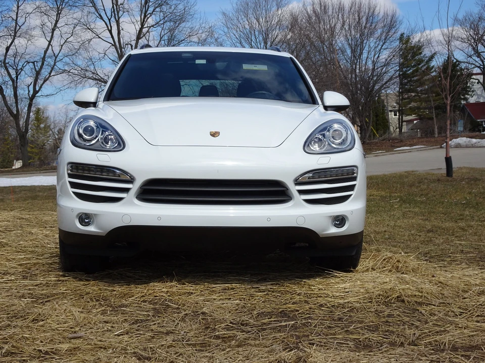 2014 Porsche 958 Cayenne - Image 3 of 9