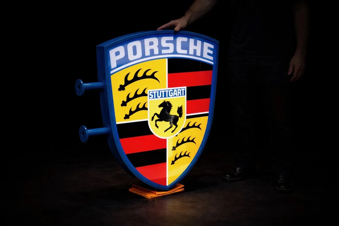 Porsche - Image 5 of 12