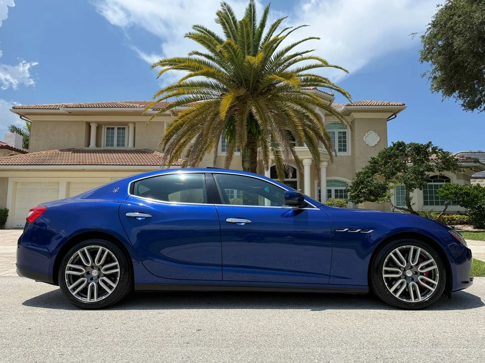2015 Maserati Ghibli 3rd Gen - Image 2 of 24