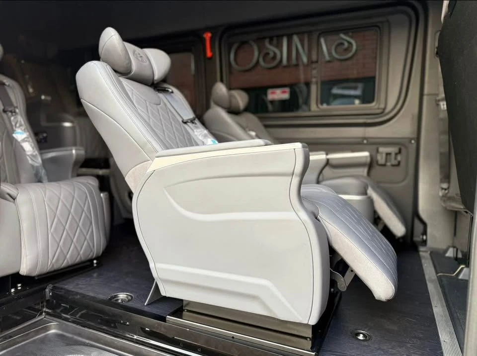 Maybach - Image 7 of 8