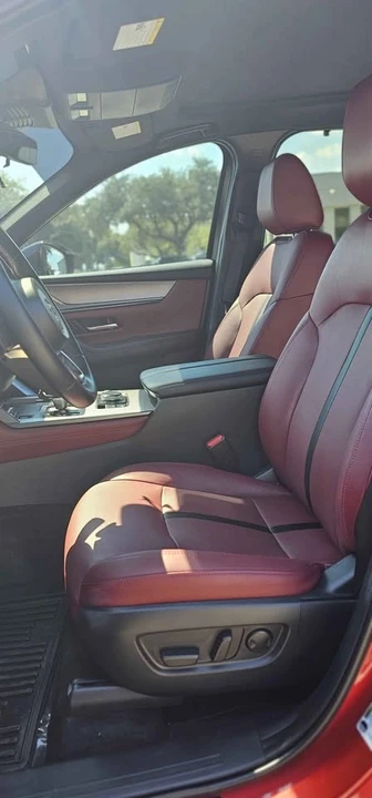 2025 Mazda CX-70 - Image 6 of 7