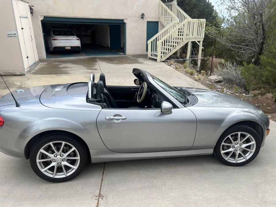 2011 Mazda NC MX-5 Miata - Image 2 of 5