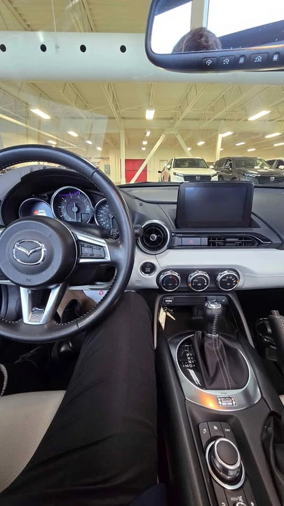 2023 Mazda ND MX-5 Miata - Image 6 of 7