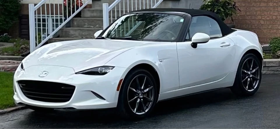 2016 Mazda ND MX-5 Miata - Image 2 of 10