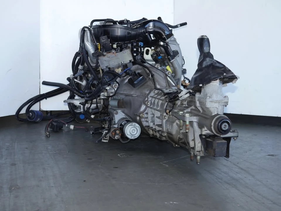 2004 Parts & Memorabilia Engines - Image 4 of 10