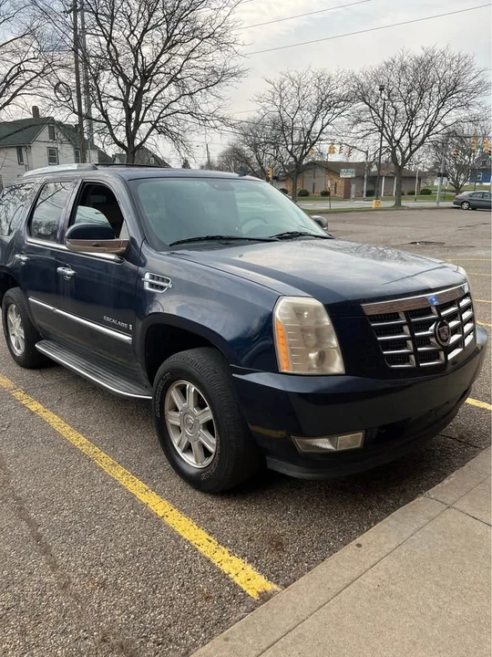2009 Cadillac Escalade & EXT 3rd Gen - Image 4 of 9
