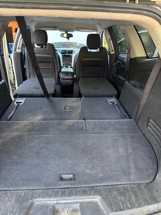 2011 Chevrolet Traverse - Image 9 of 10