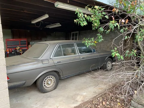 1984 Mercedes-Benz 300D Turbo