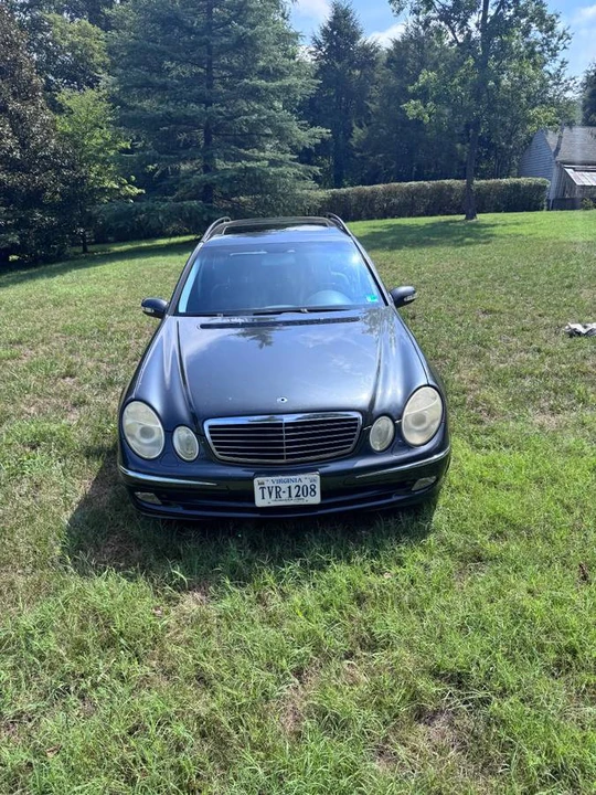 2004 Mercedes-Benz W211 E-Class - Image 2 of 10