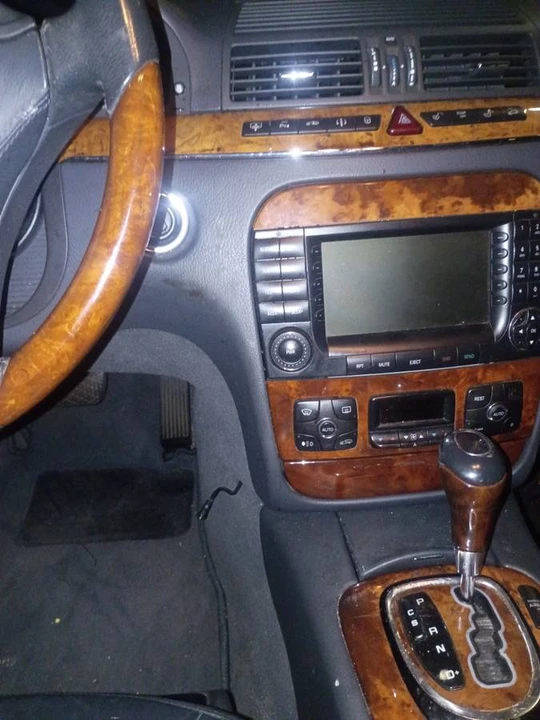 2004 Mercedes-Benz W220 S-Class - Image 2 of 11