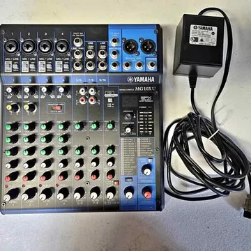 YAMAHA MG10XU Mixer