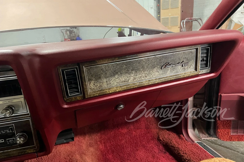 1977 Lincoln Continental Mark V - Image 8 of 27