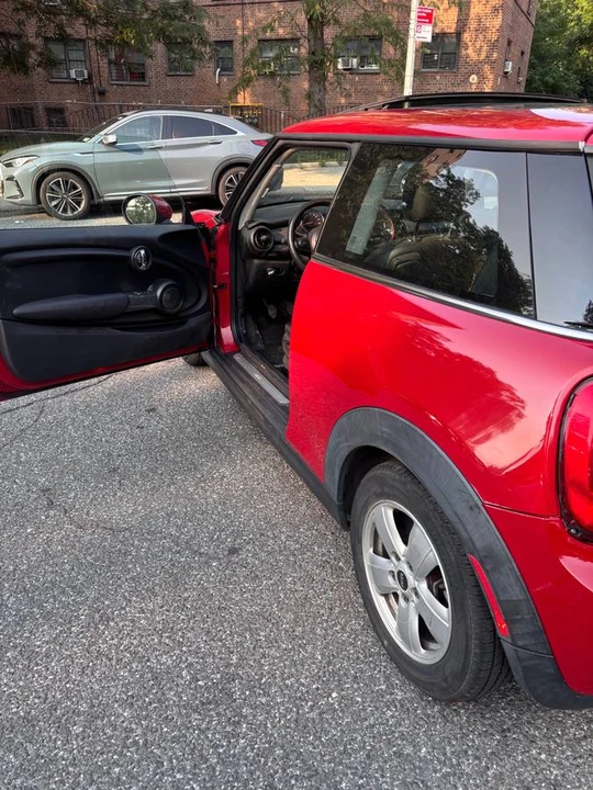 2014 Mini Mini 2nd Gen - Image 3 of 5