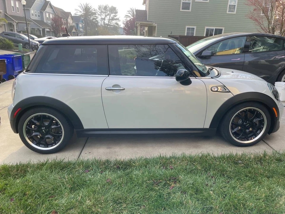 2012 Mini Mini 2nd Gen - Image 4 of 17