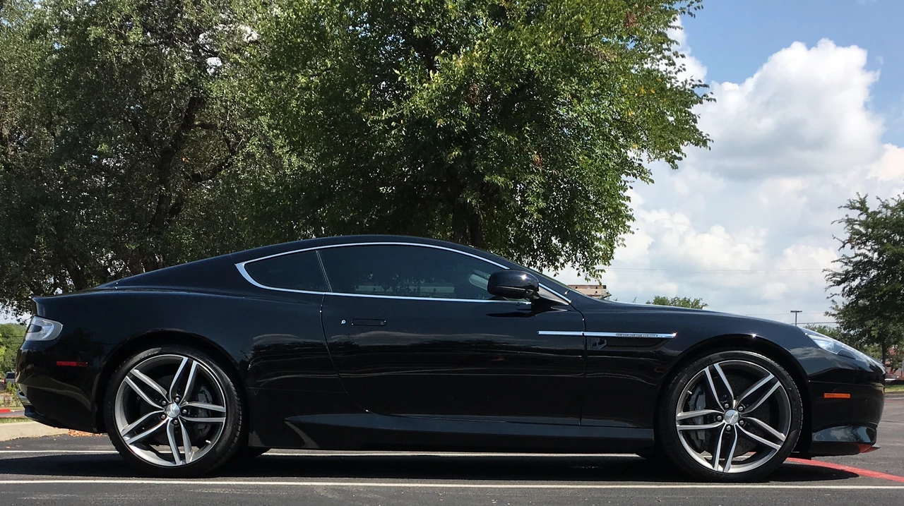 2012 Aston Martin Virage (2011-2012) - Image 3 of 6