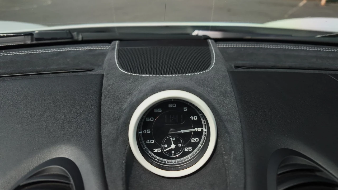 2021 Porsche 718 Boxster Spyder - Image 16 of 24