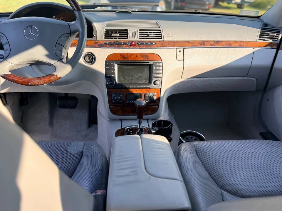 2003 Mercedes-Benz W220 S-Class - Image 13 of 14