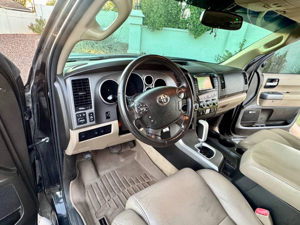 2011 Toyota Sequoia 2nd Gen - Image 8 of 20