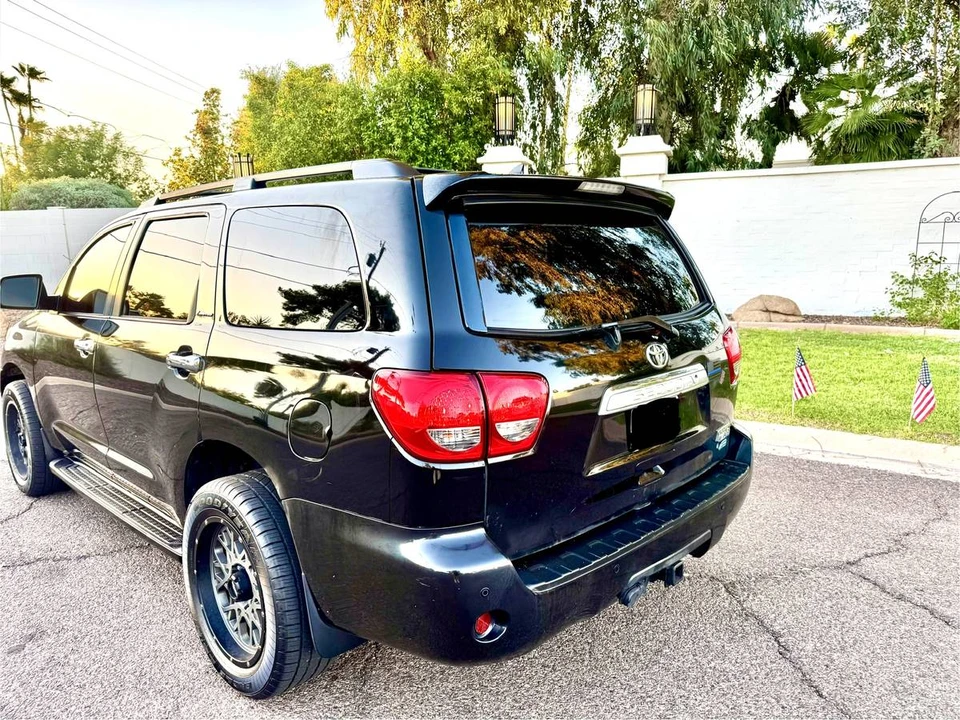 2011 Toyota Sequoia 2nd Gen - Image 17 of 20
