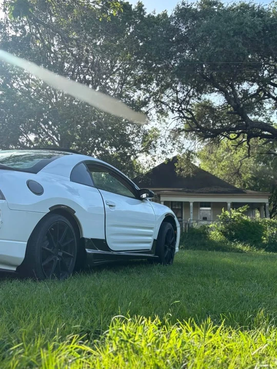2000 Mitsubishi Eclipse 3rd Gen - Image 2 of 7