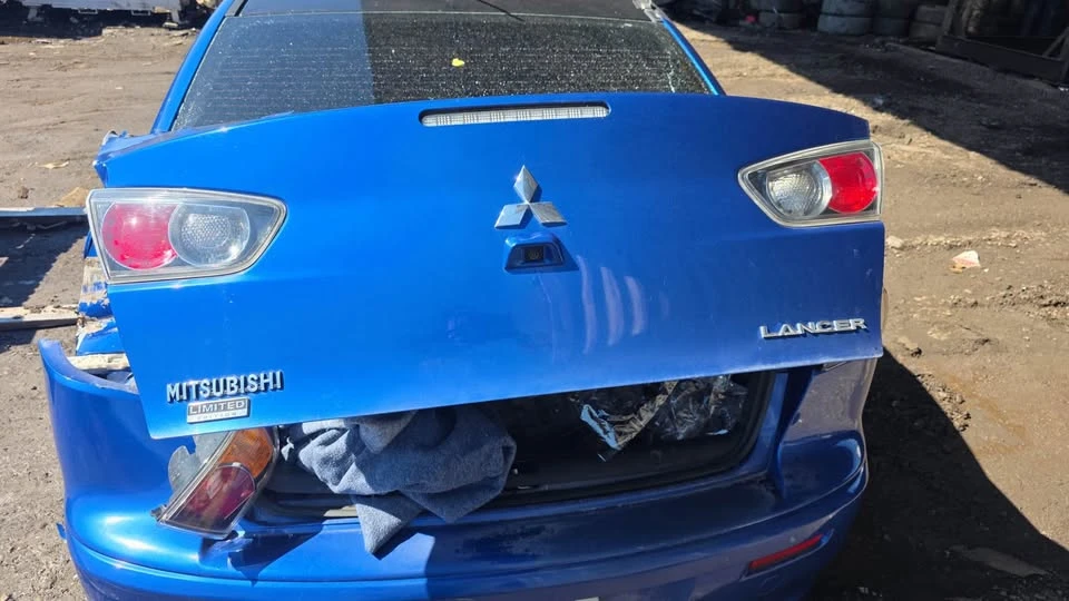 2017 Mitsubishi Lancer 10th Gen - Image 2 of 2