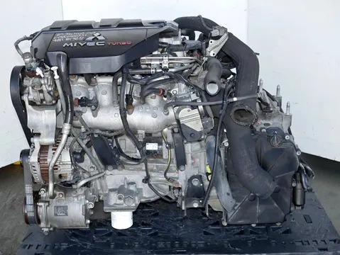Mitsubishi Lancer Ralliart 2.0L Turbo Engine
