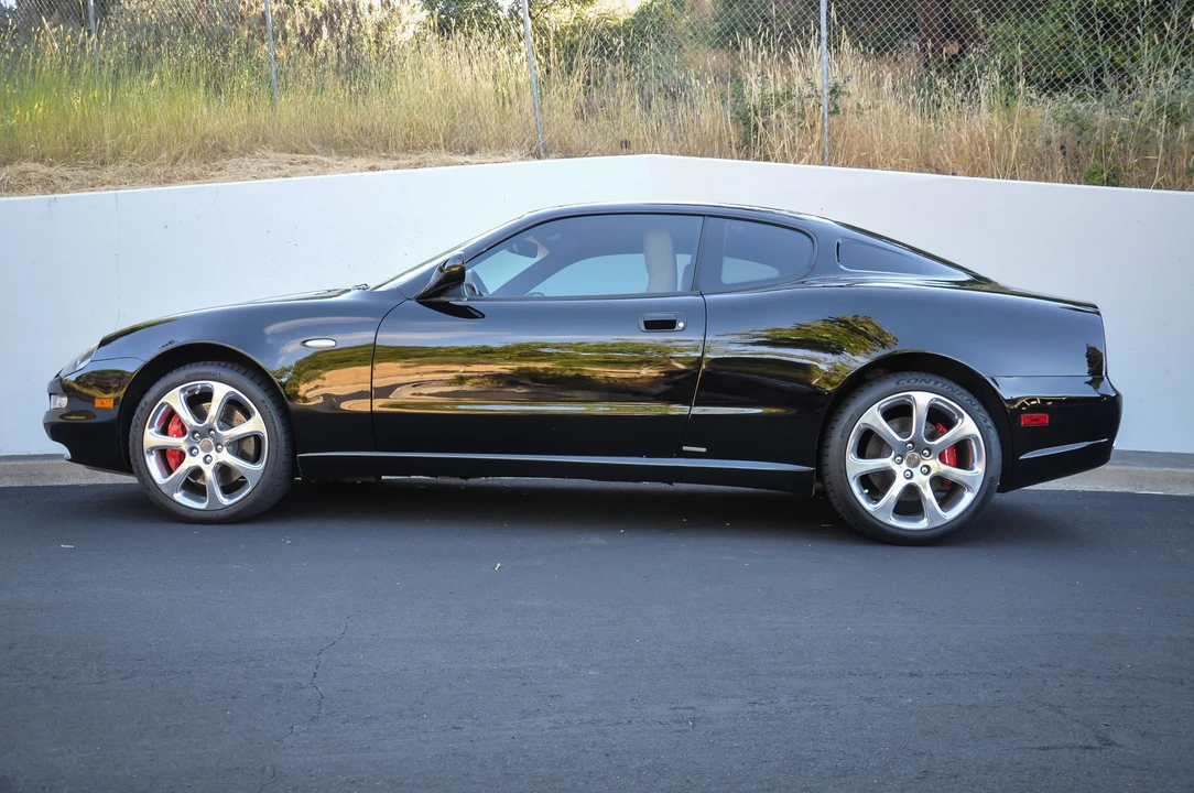 2004 Maserati Coupe - Image 2 of 6