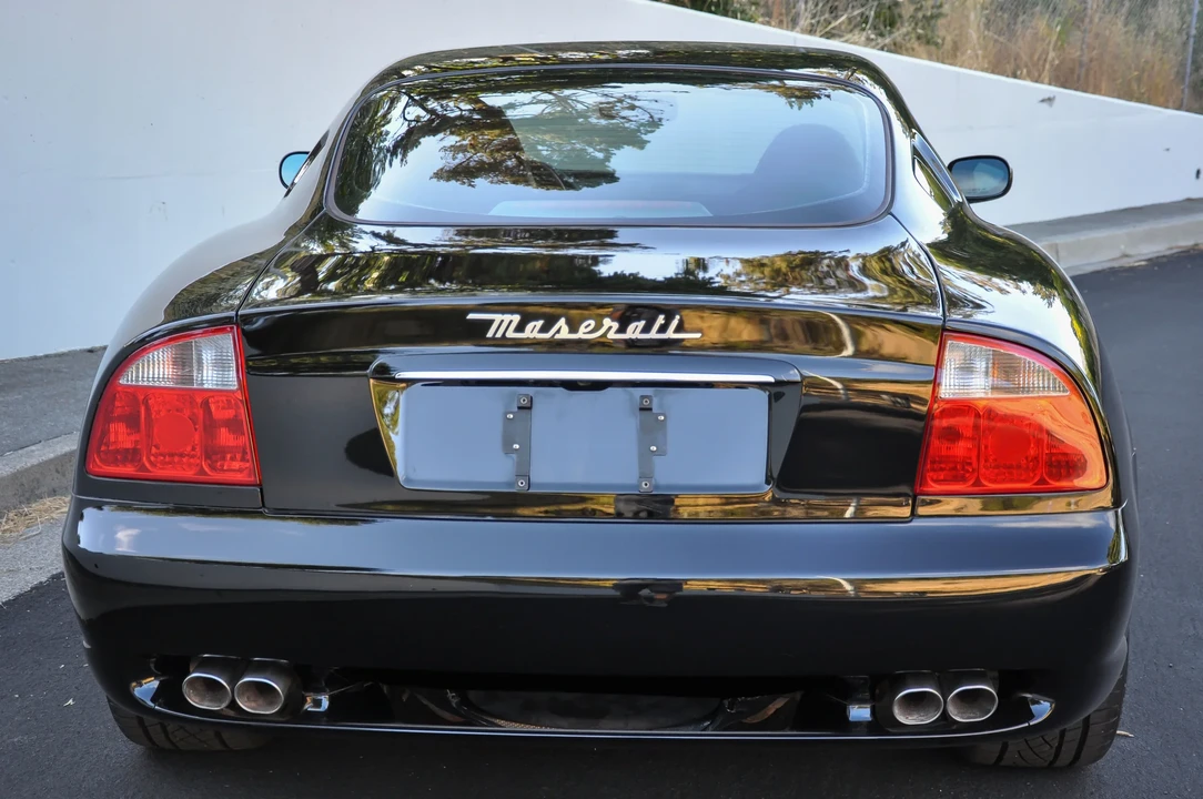 2004 Maserati Coupe - Image 4 of 6