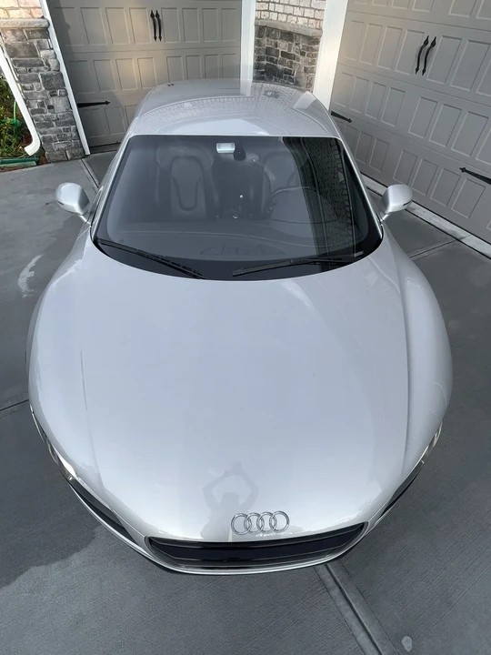 2010 Audi 42 R8 - Image 4 of 6